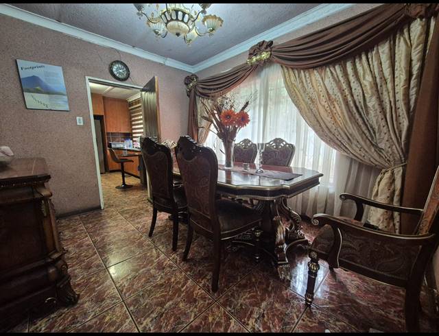4 BEDROOM HOUSE FOR SALE IN ARCON PARK